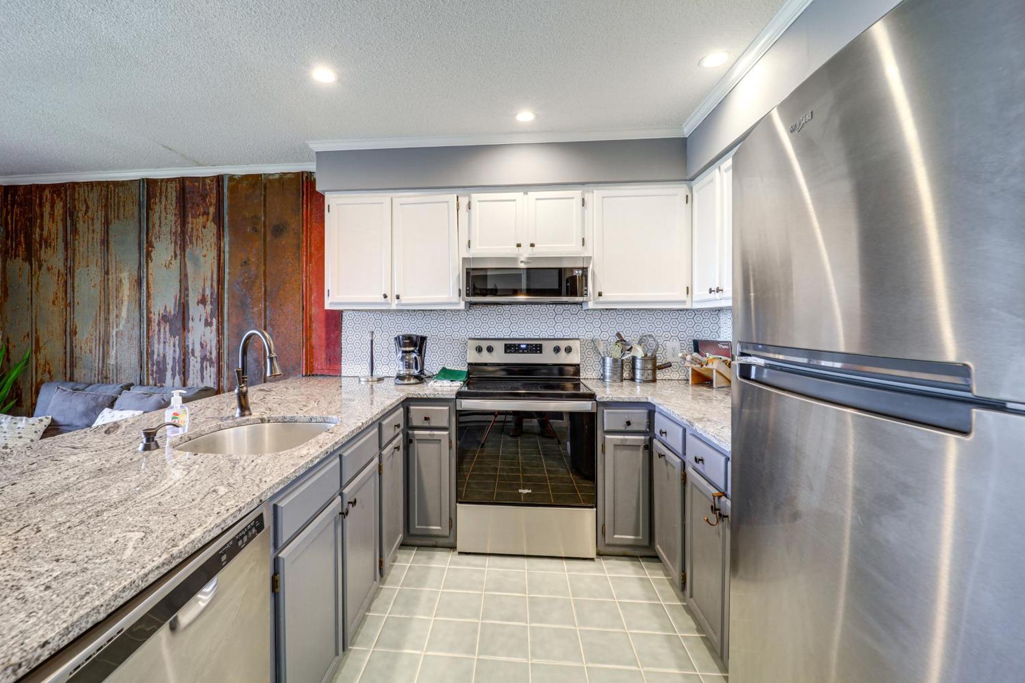 Beech Mountain Condo Near Hiking And Mountain Biking المظهر الخارجي الصورة
